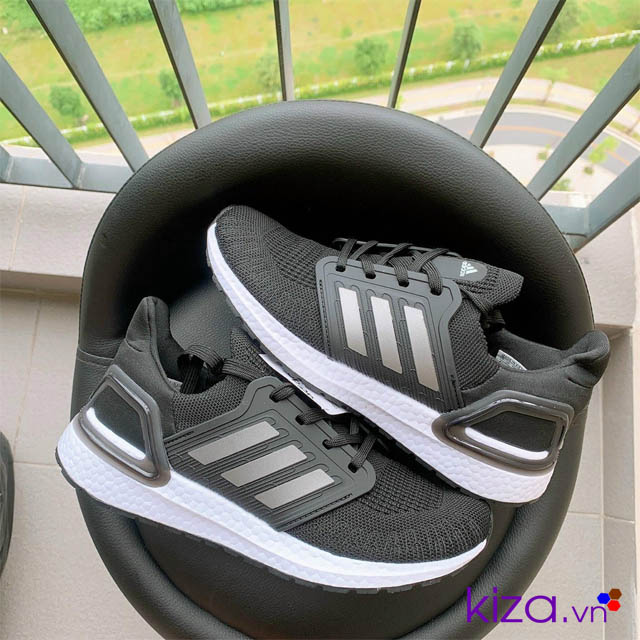 Giày adidas UB 6.0 đen trắng