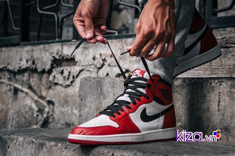 Đôi giày Nike Air Jordan 1 đẹp hoàn hảo