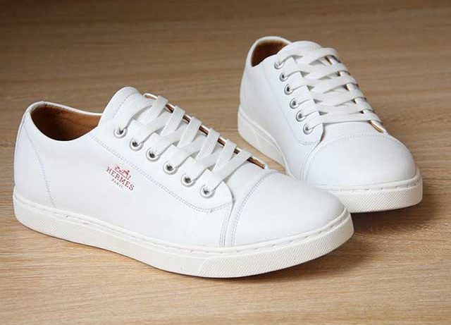 Cách làm sạch giày trắng nhanh đơn giản – Đầy đủ 101 mẹo hiệu quả nhất