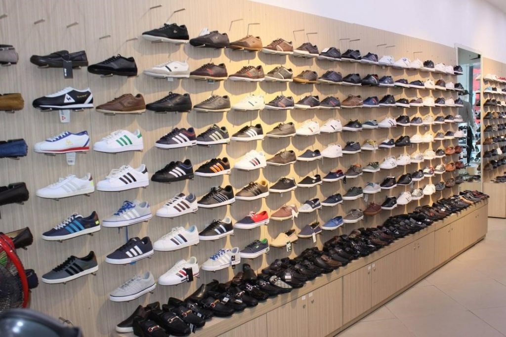 Thiết kế shop giày thể thao sao cho đẹp và hấp dẫn - Kiza.vn
