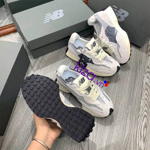 Giày New Balance 327 màu xám đen
