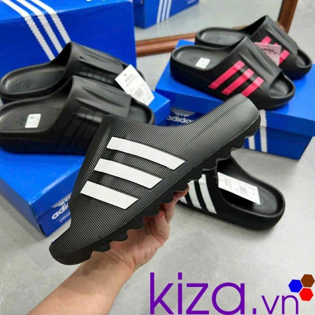 mua Dép adidas màu đen