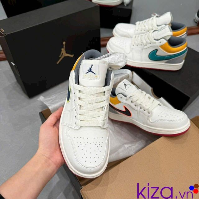 Giày nike jordan 4 màu cổ thấp