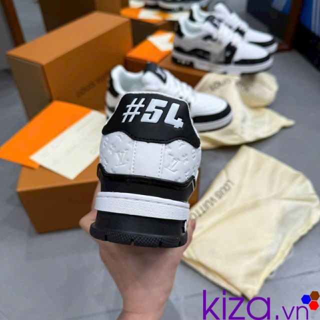 Giày Louis Vuitton 54 màu đen