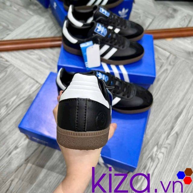 Giày Adidas Samba og màu đen sọc trắng