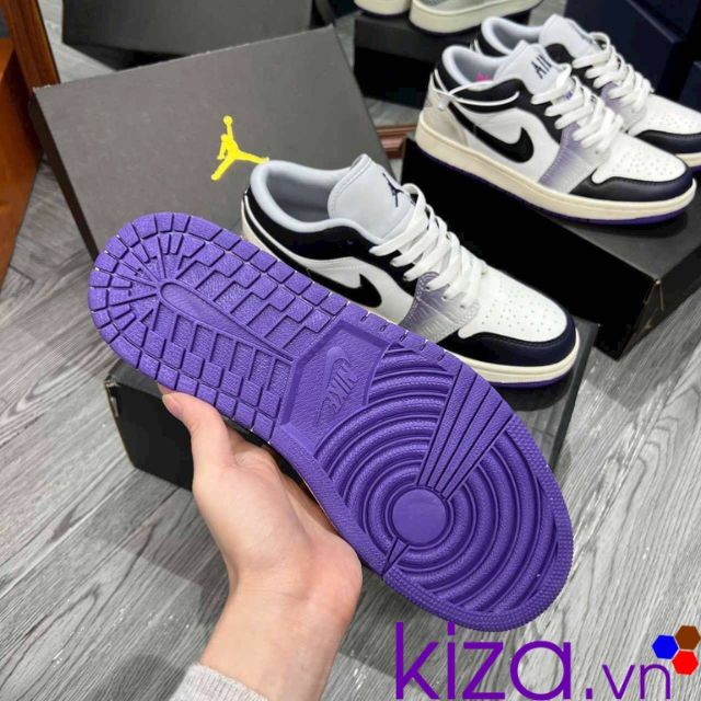 Giày nike jordan màu đen đế tím