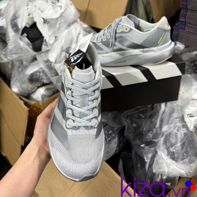 Giày chạy bộ nam Adidas Adizero màu xám