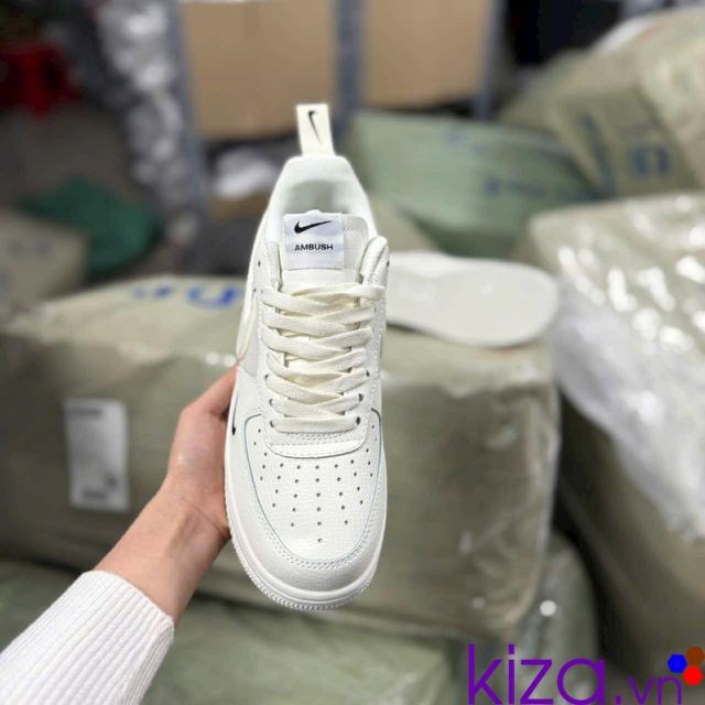 Giầy nike Airfroce 1Ambush  màu trắng kem