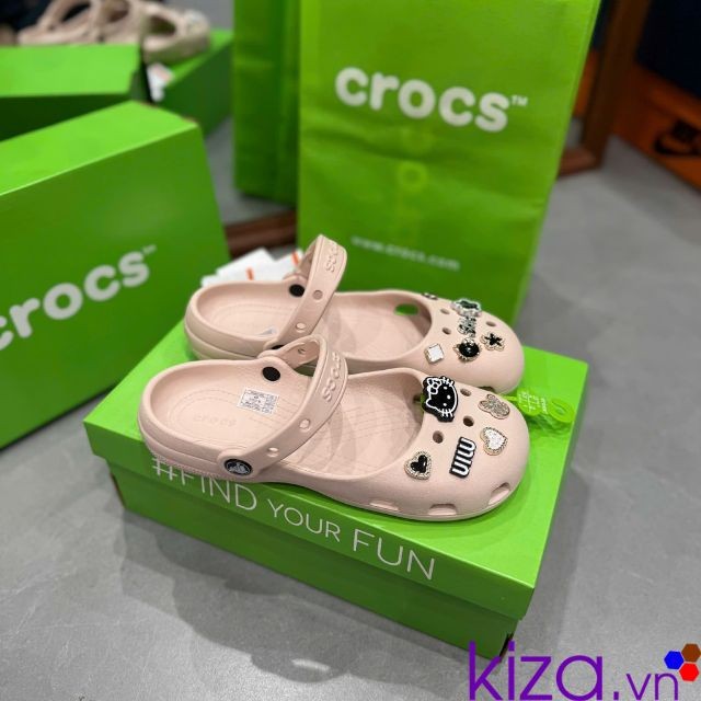 Dép crocs nữ màu hồng nữ tính