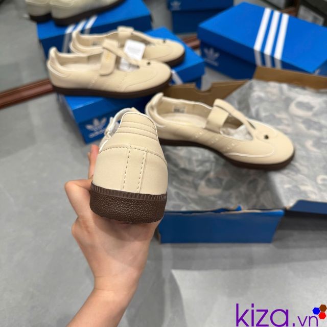 Giày Adidas samba màu kem cho nữ