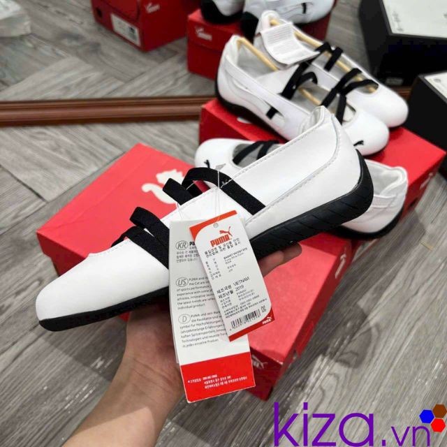 Giày múa cho nữ màu trắng