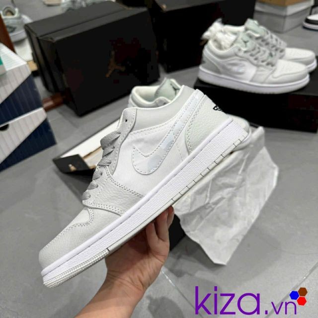 Giày nike air jordan cổ thấp màu xám