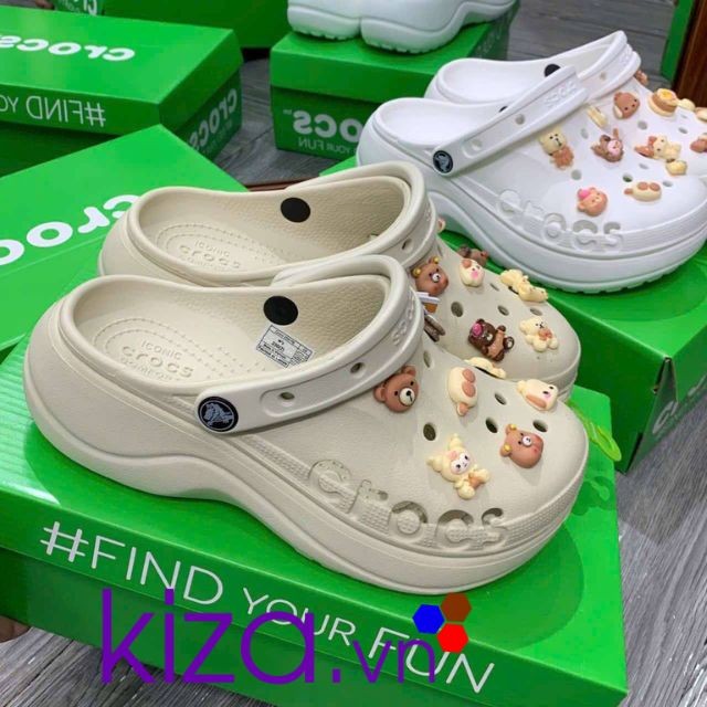 Dép crocs baya viền chữ 5cm màu kem