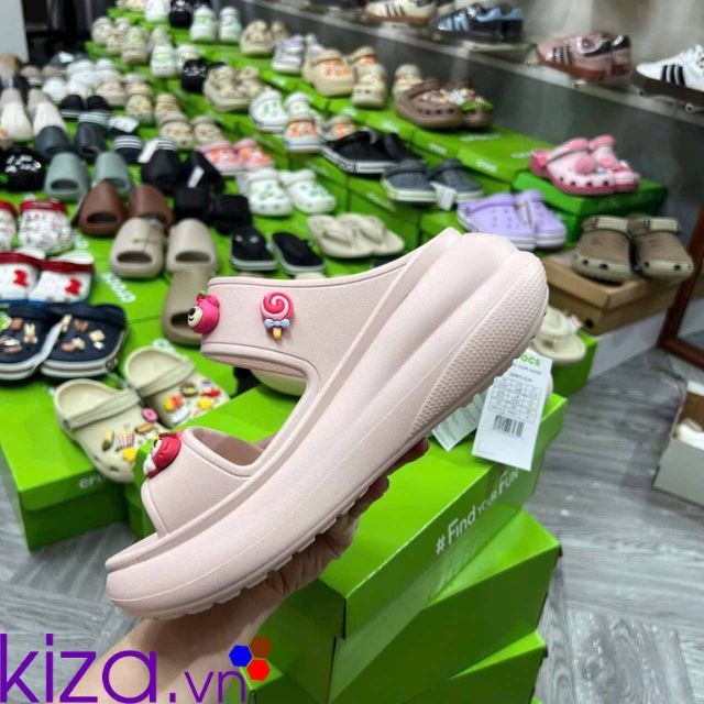 sandal crocs cao 7cm màu hồng
