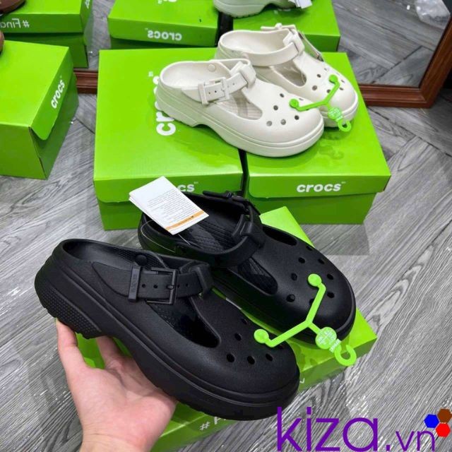 Dép crocs nữ màu đen
