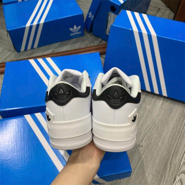 Sneaker Rey Galle trắng sọc đen
