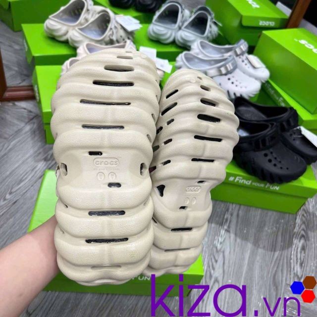 crocs echo màu kem
