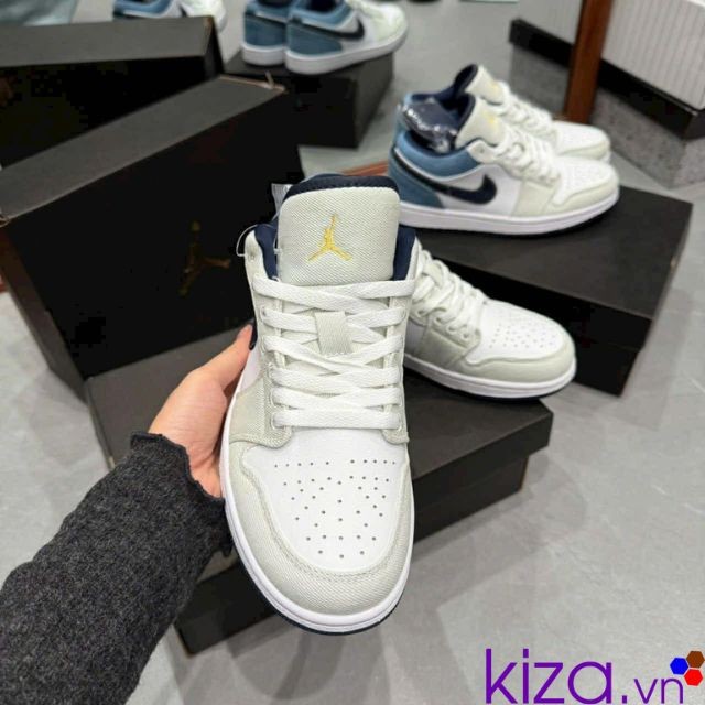 Giày nike nữ jordan màu xanh trắng