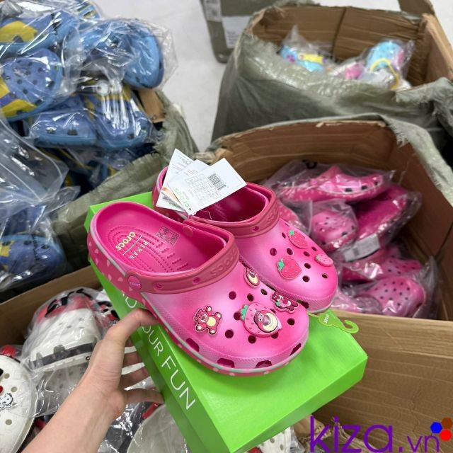 Dép crocs hồng đáng yêu cho nữ