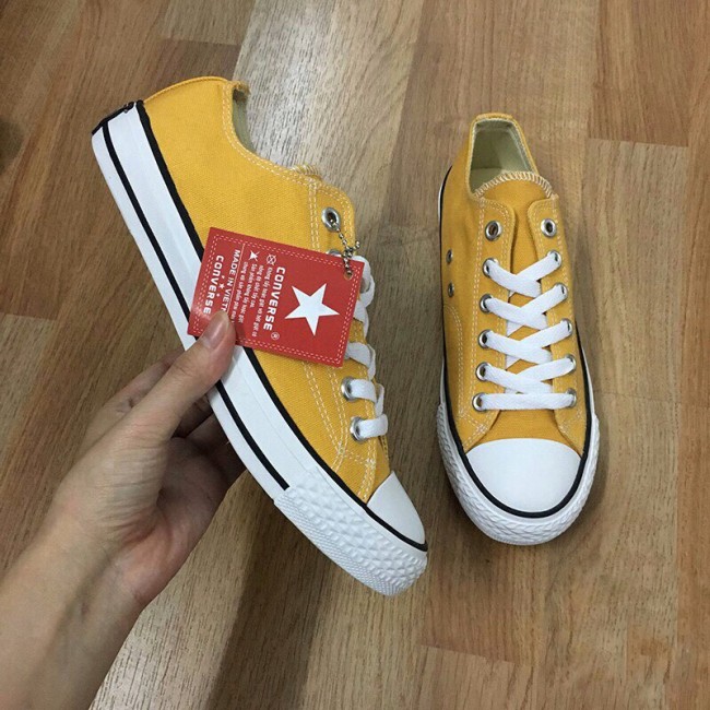Giày Converse 1970 thấp cổ màu vàng