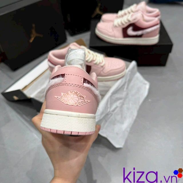 Sneaker air jordan pink