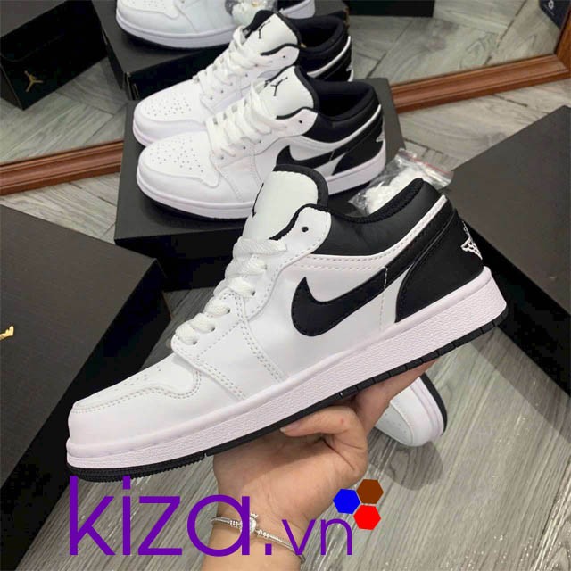Giày Nike Jordan thấp cổ màu trắng lót đen