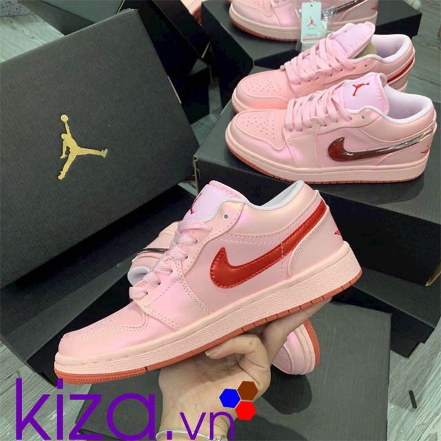 Giày Nike nữ Valentine màu hồng