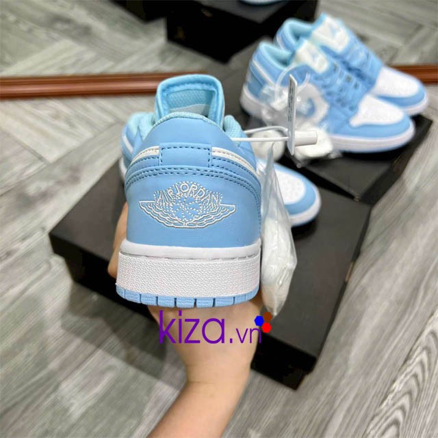 Giày nike Jordan màu xanh cổ thấp