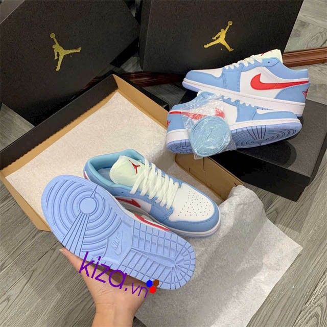 Giày nike Jordan xanh móc đỏ