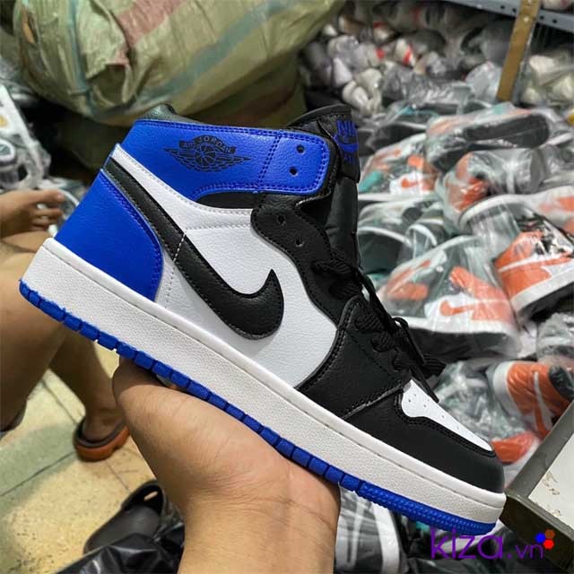 Jordan 1 nam phối màu xanh đen