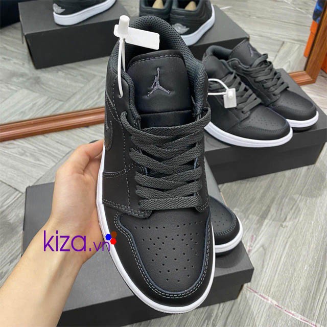 Giày nike jordan thấp cổ
