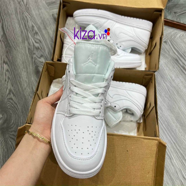 Giày Nike jordan trắng