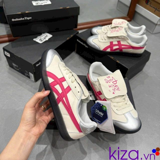 Giày Onitsuka Tiger tai thỏ màu trắng kẻ hồng
