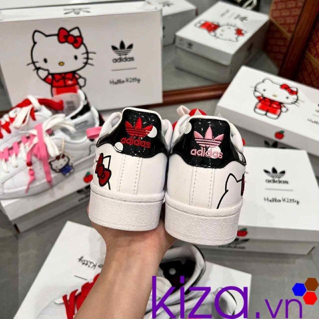 Giày thể thao nữ Adidas superstar