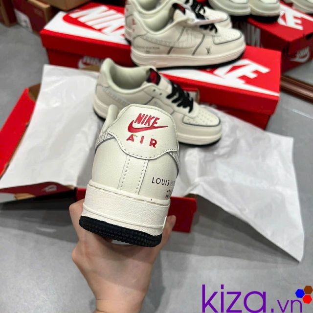Giày nike air force louis vuitton màu trắng kem