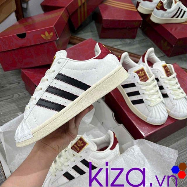 Adidas superstar