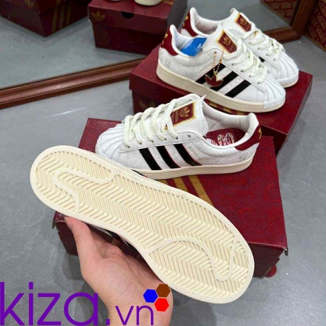 Giày Adidas sò