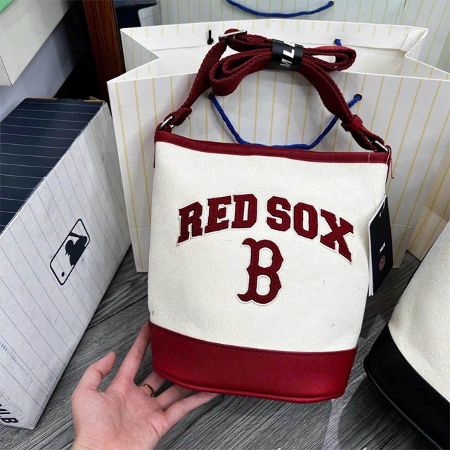 Túi MLB cho nữ