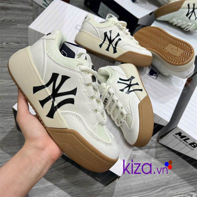 MLB Chunky New York Yankees màu trắng