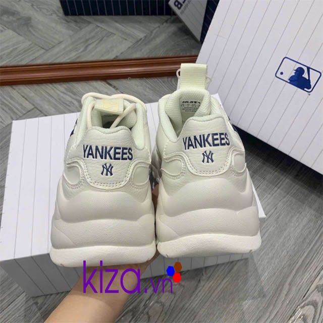 Mua giày MLB chunky