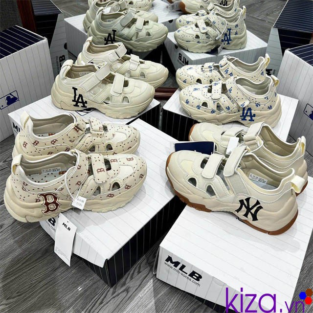 Giày Sandal MLB