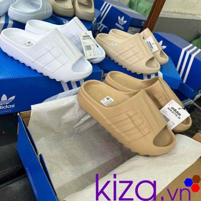 Dép adidas nam màu nâu
