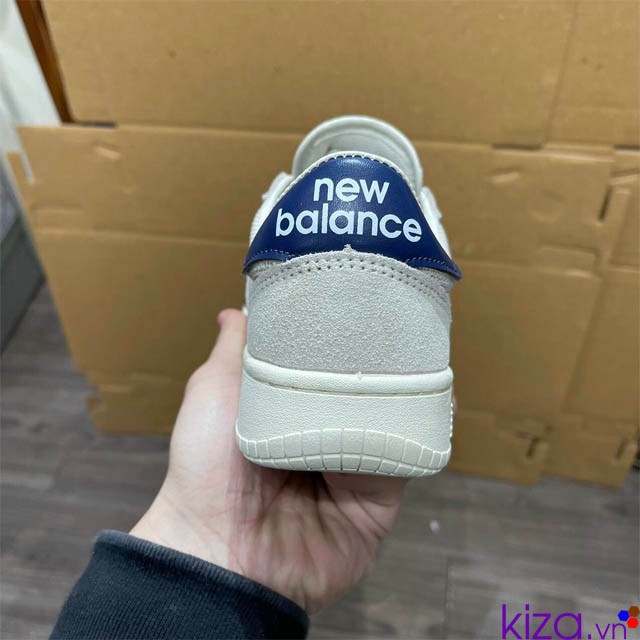 Mua giày newbalance