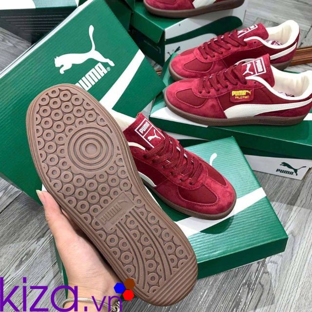 Giày puma màu đỏ
