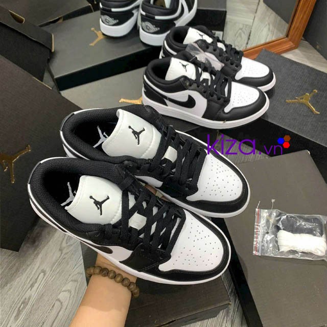 Sneaker Nike Jordan black white