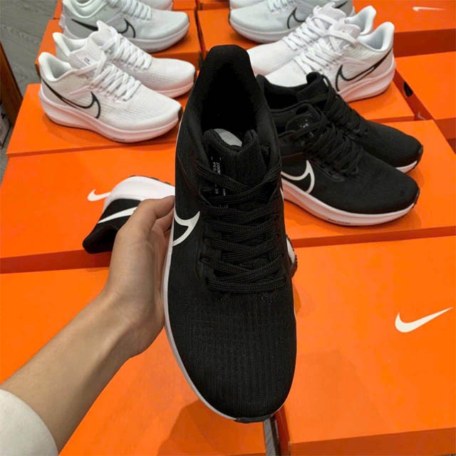 nike nữ pegasus màu đen