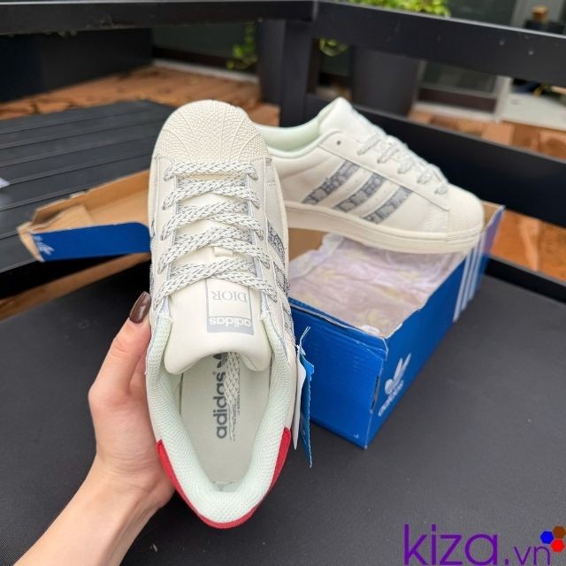 giày adidas mũi sò dior
