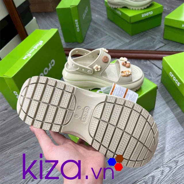 Sandal crocs đế cao 9 phân màu kem