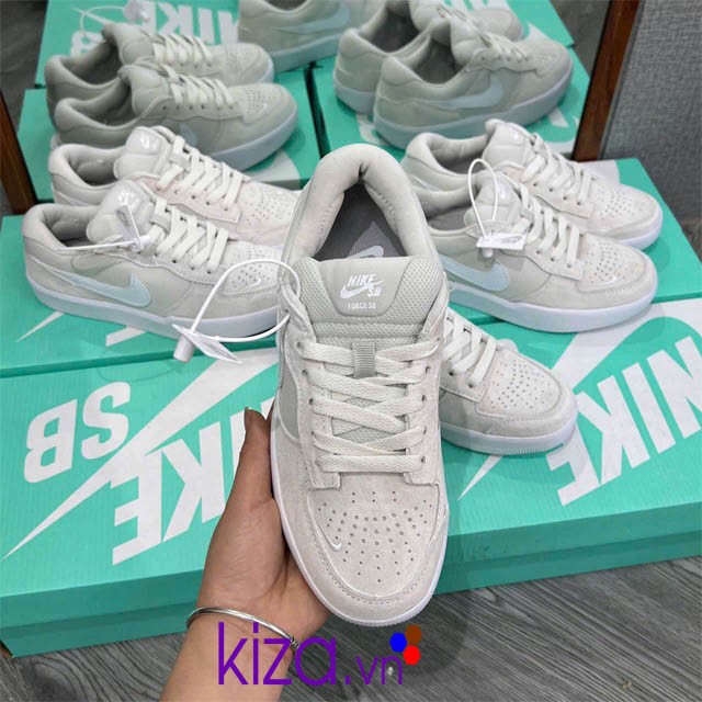 Sneaker nike SB 58 white