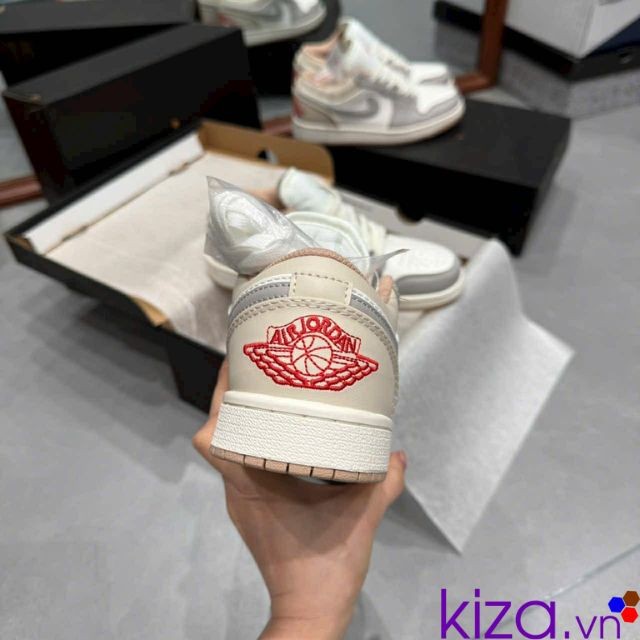 Giày nike jordan SE trắng xám Rep